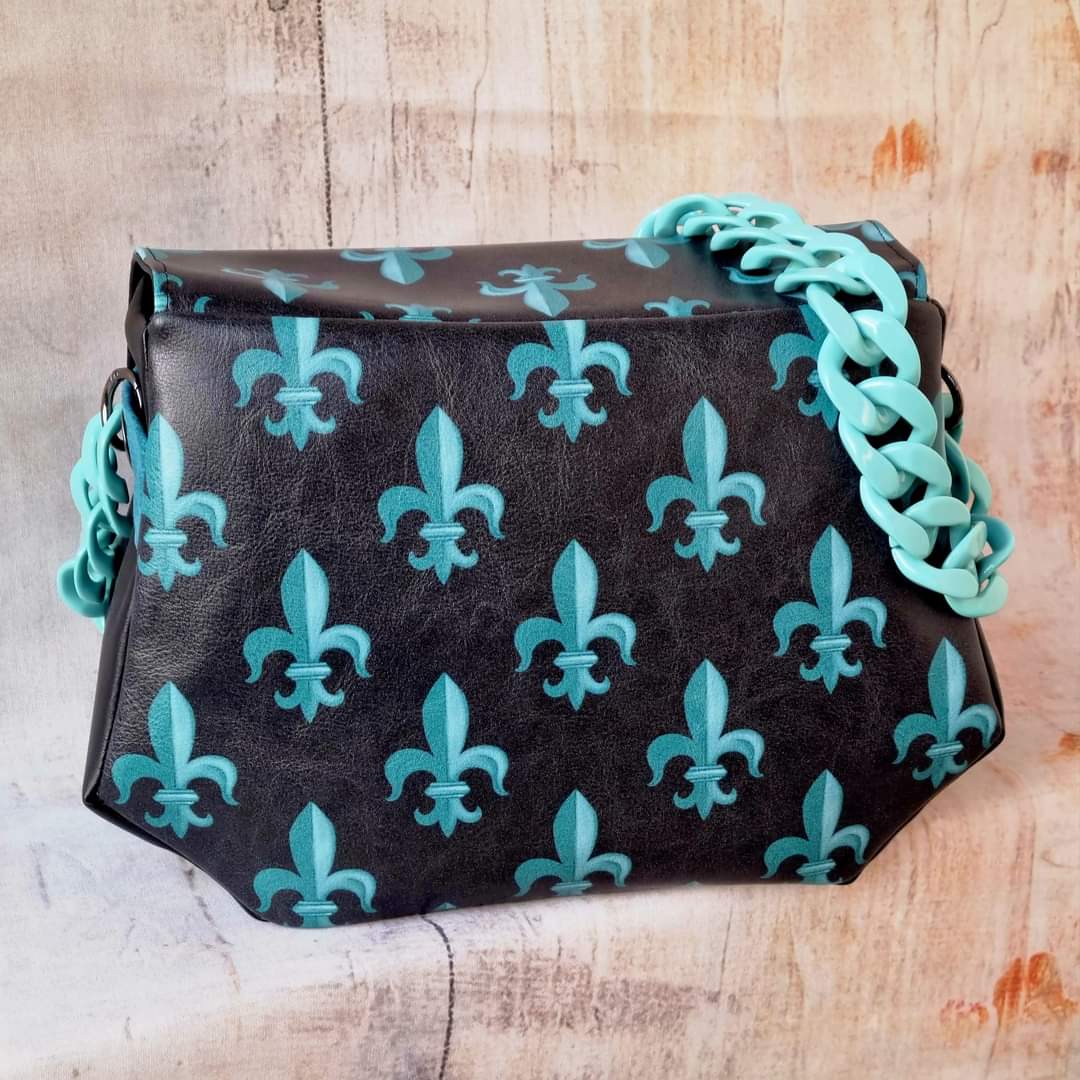 EP Fleur de Lis